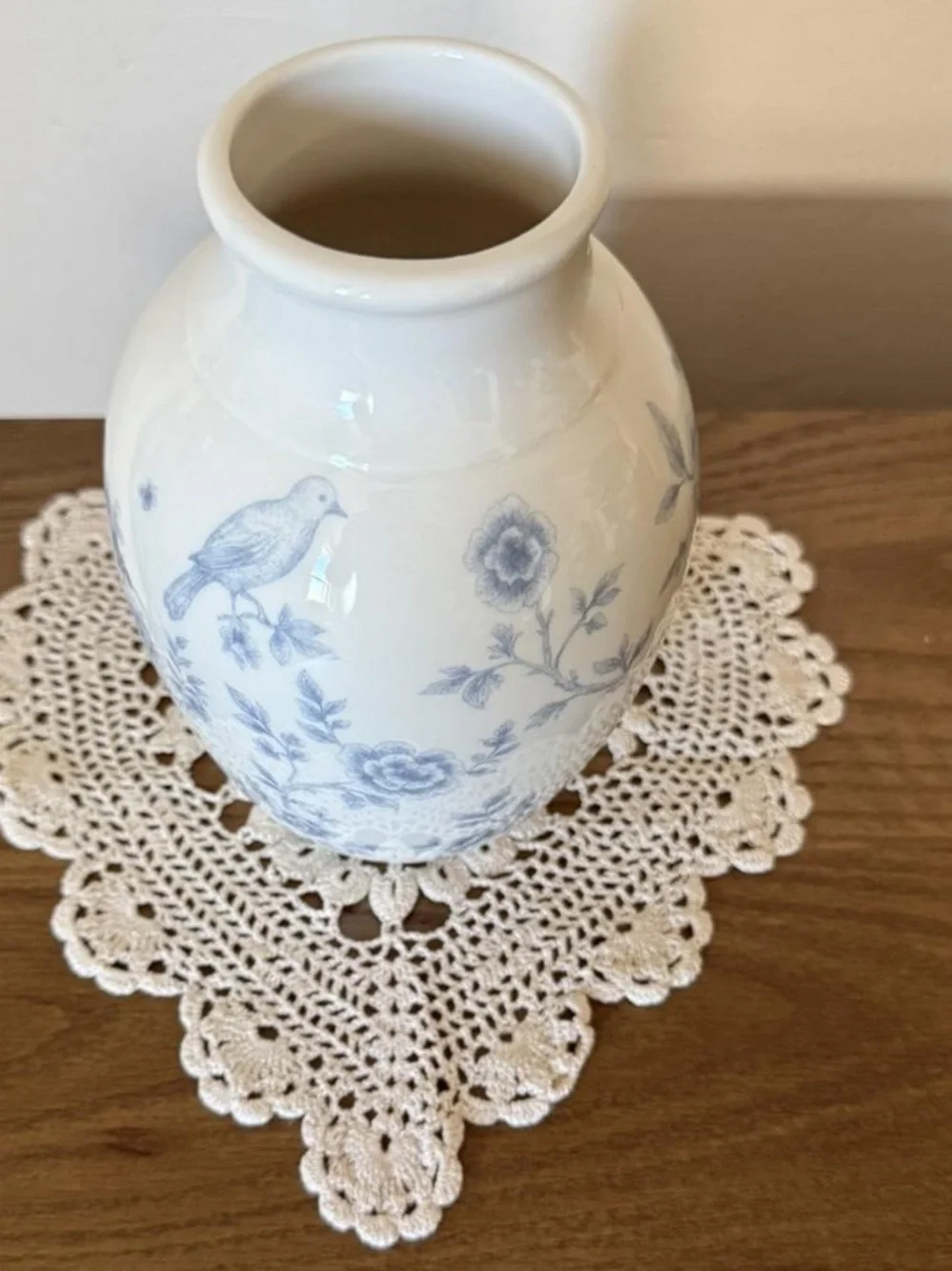 Brand new- Target Vintage Style Blue Bird Floral Print Vase Home Decor